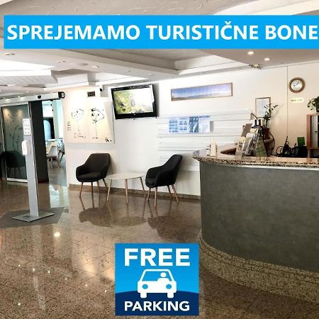 Hotel Medno Bagian luar foto