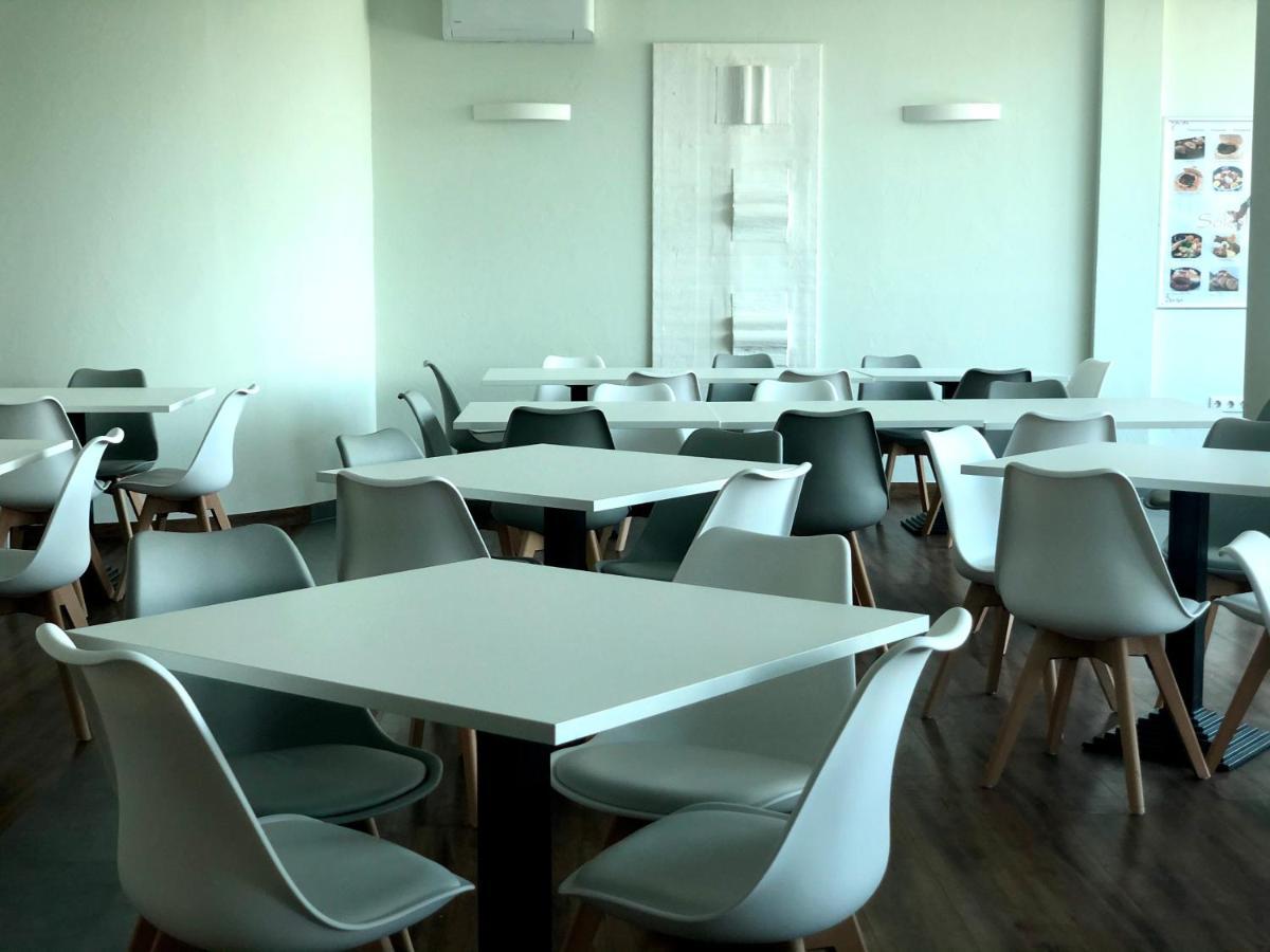 Hotel Medno Bagian luar foto