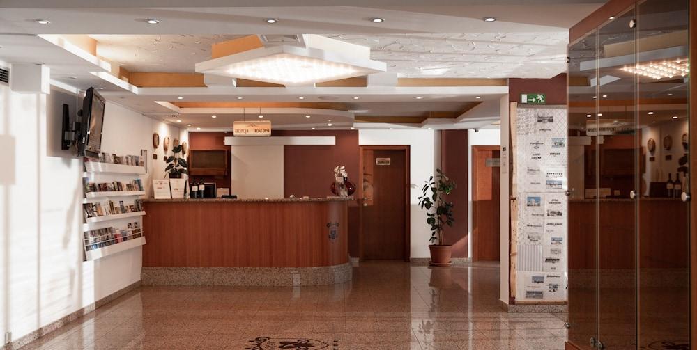 Hotel Medno Bagian luar foto
