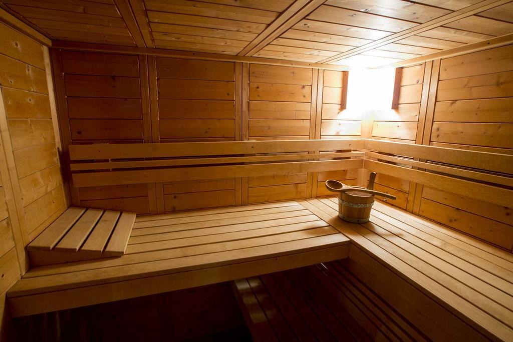 Hotel Medno Bagian luar foto