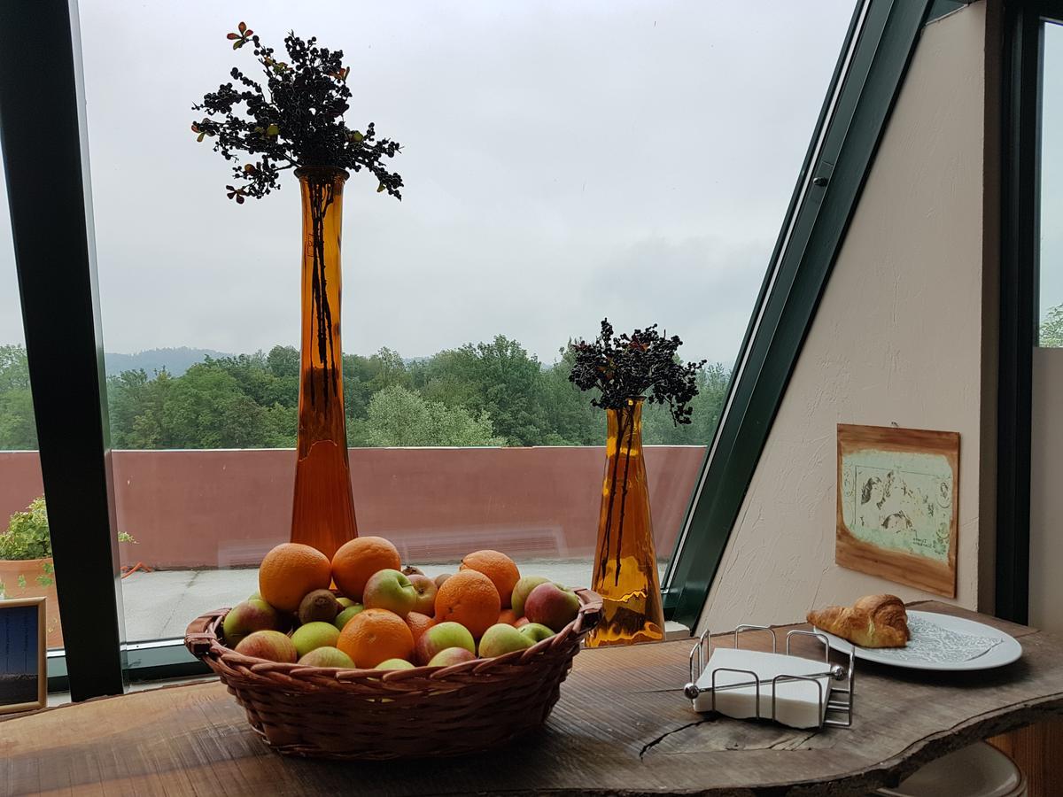 Hotel Medno Bagian luar foto